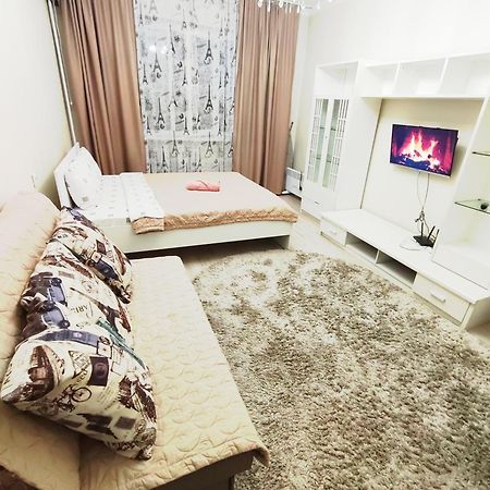 Apartmán Марина 3 Almaty Exteriér fotografie
