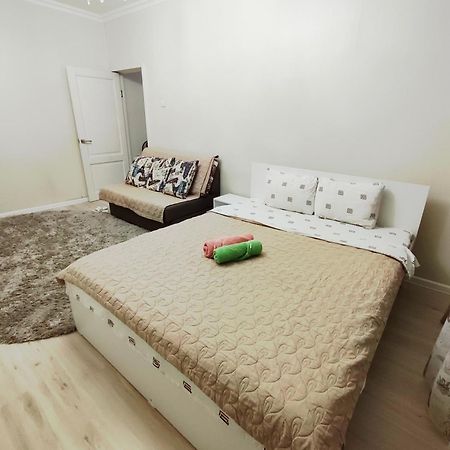 Apartmán Марина 3 Almaty Exteriér fotografie